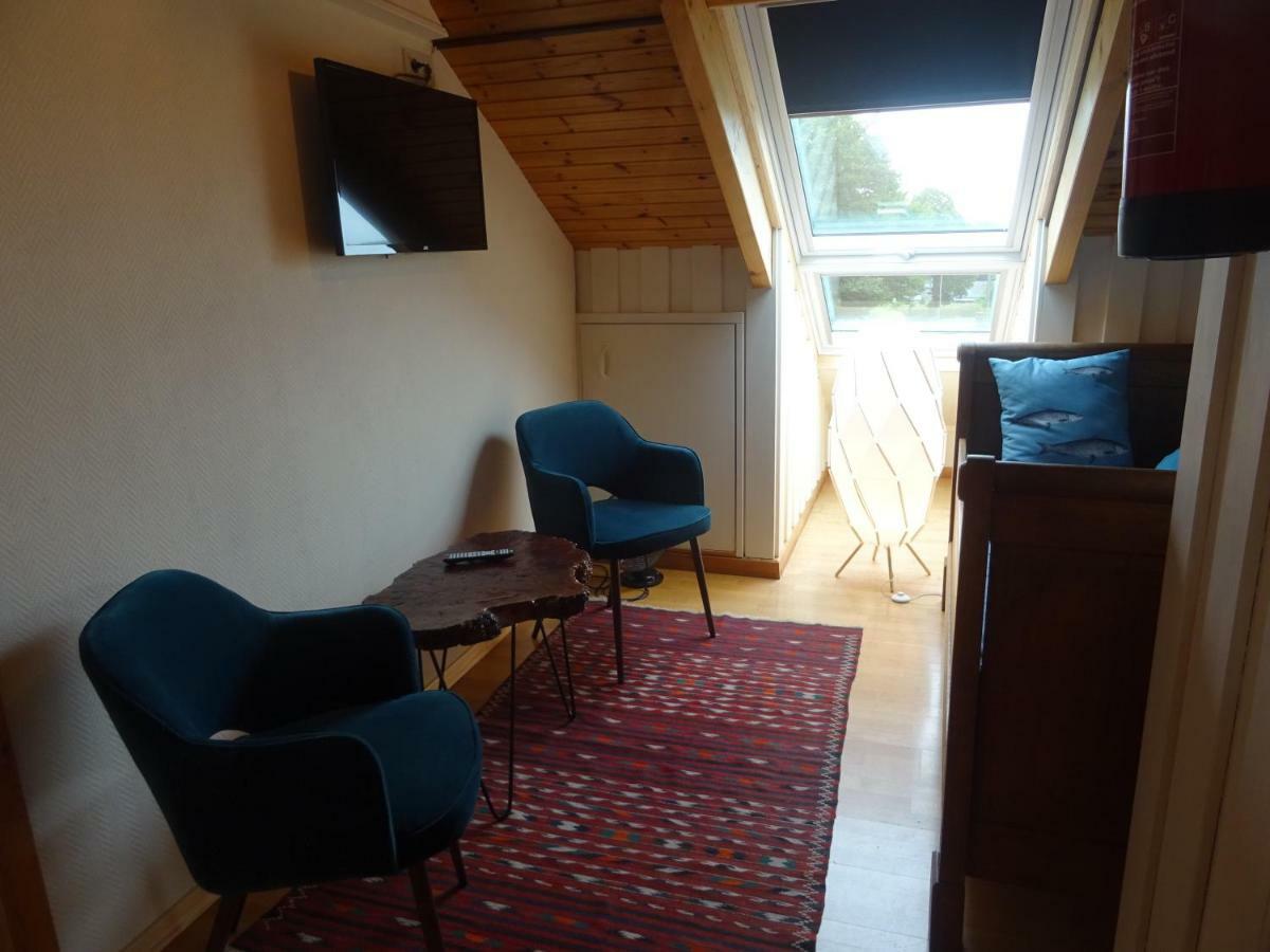 Villa Angela, Appartement 3 Chambres Ovifat Eksteriør billede